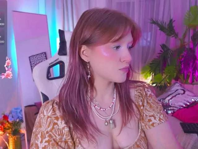 Freechat CrazyWine on BongaCams