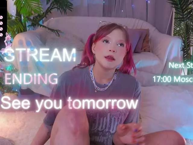 Freechat CrazyWine on BongaCams