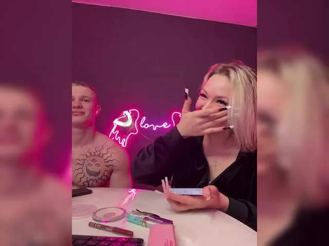 Freechat James-Eva0 on BongaCams