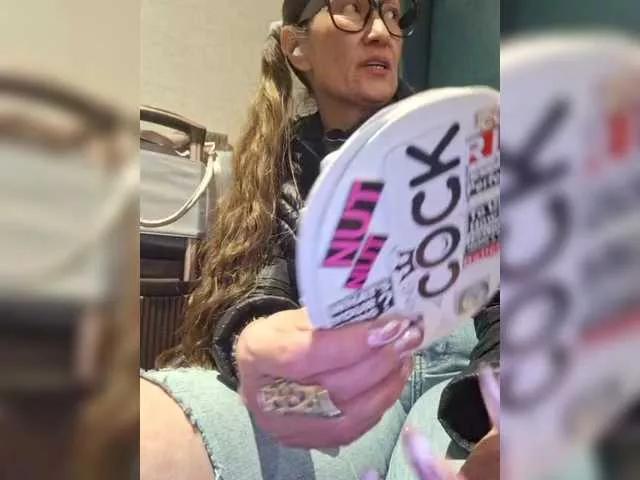 Freechat TheDime on BongaCams