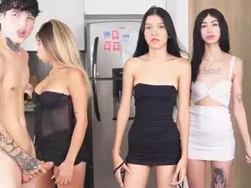 Group dears_pearlss on Chaturbate