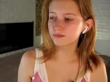 emmyleri on Chaturbate 