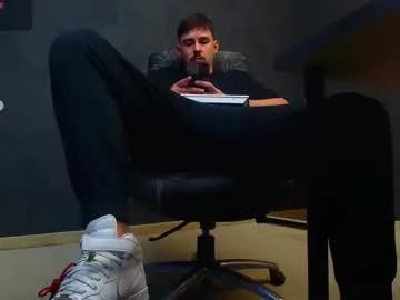 Freechat enzorace on Chaturbate