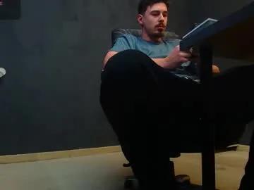 Freechat enzorace on Chaturbate