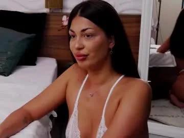 Freechat evarhea on Chaturbate