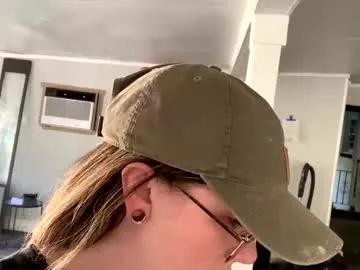 Freechat intothewoodswego on Chaturbate