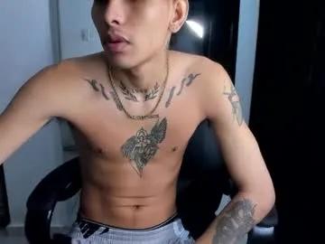 Freechat kings_latins on Chaturbate