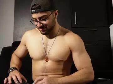 Freechat roger_belmont on Chaturbate