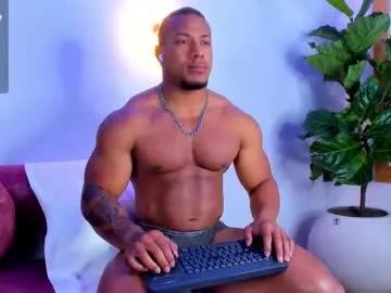 Freechat travis_lenox_ on Chaturbate