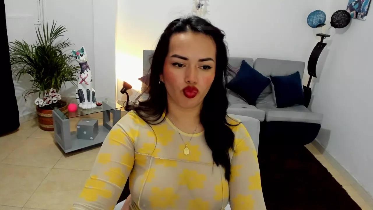 Group andra_rose on StripChat