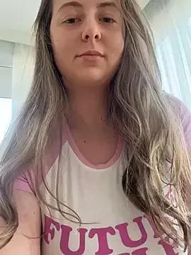 Freechat curvyflawless on StripChat