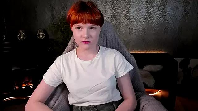 Freechat DreamyLuna on StripChat