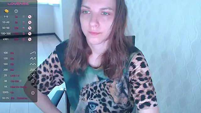 Freechat LisaHeart on StripChat