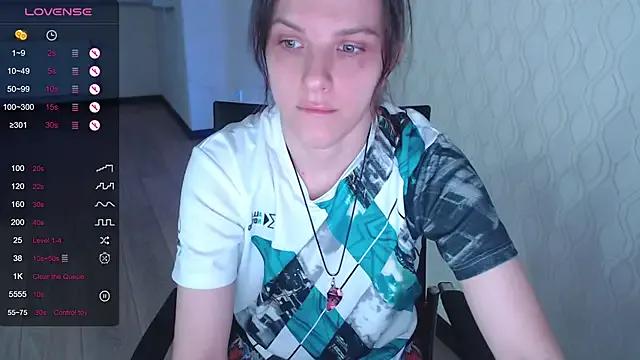 Freechat LisaHeart on StripChat