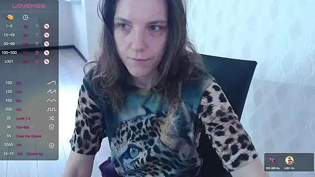 Freechat LisaHeart on StripChat