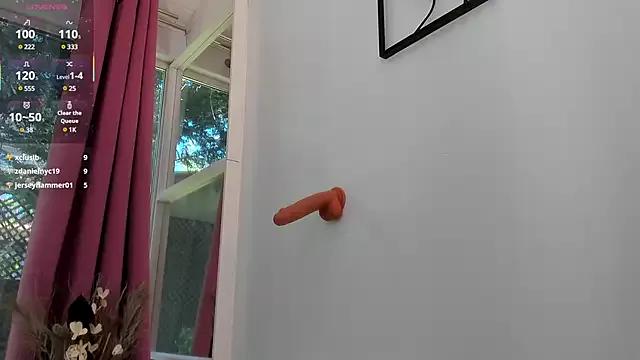 Freechat Mia__Milan on StripChat