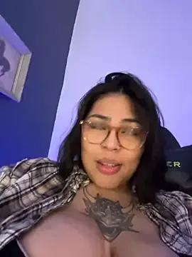 Freechat miacanela_xo on StripChat