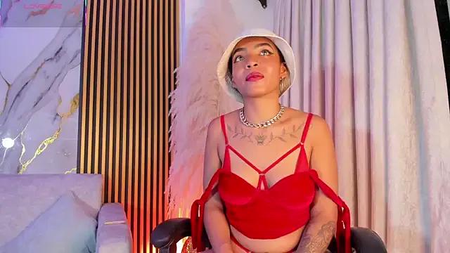 Private SarahLynn7 on StripChat