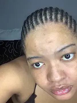 Private sexytinashe21 on StripChat