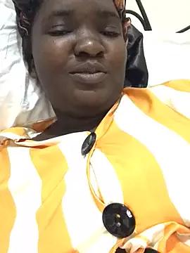 sweet18creamybigpussy on StripChat 