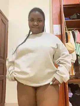 sweet18creamybigpussy on StripChat 