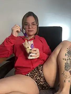 Freechat Zyrella on StripChat